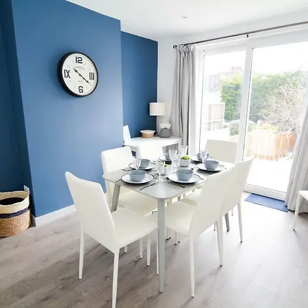 Maple House Holiday home Bristol
